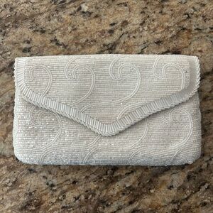 Chic Vintage Ivory Beaded Clutch